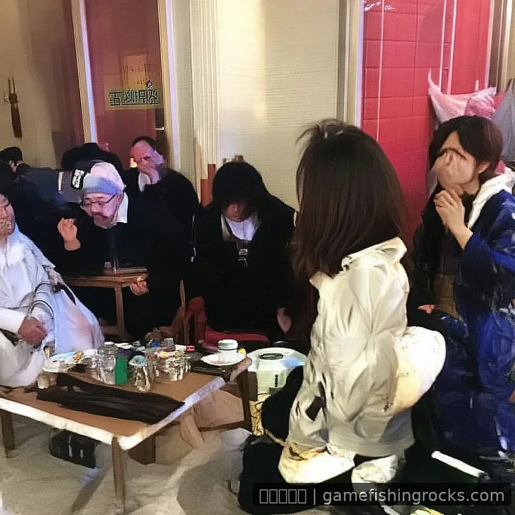 华为手机新系统体验，续航表现差异，用户评价对比
